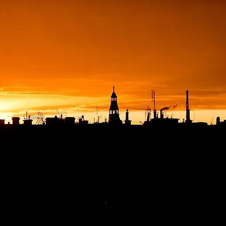 Piękne Loftowe Mieszkanie Na Zielonej Ulicy W Centrum